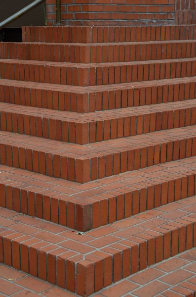 Staircase Brick Repair in Evanston